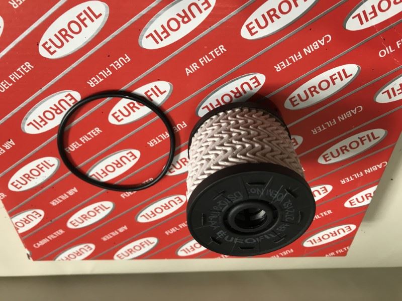 EFF272152-1.jpg MAZOT FILTRESI FORD FOCUS III 14- FİESTA VI 1.5TDCİ 12- C3 II-C4 II 14- PEUGEOT 2008 1.6HDİ 14- 3008 II 1.6-2.0HDY 16- (1 AD ) - Görsel 1