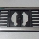 METAL (KROM) PLAKA ALTLIĞI REFLEKTÖRLÜ (KÖŞELERİ KIRMIZI) (KOLİSİ 90 ADET) (2 AD )