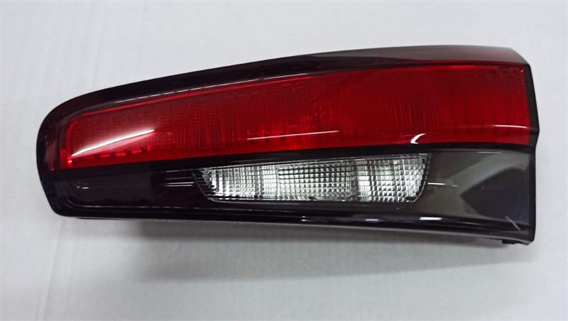 P6302-1.jpg STOP LAMBA (İÇ )(DUYLU-AMPULLÜ)SAĞ FIAT EGEA HB-SW 2017-2021 (1 AD ) - Görsel 1